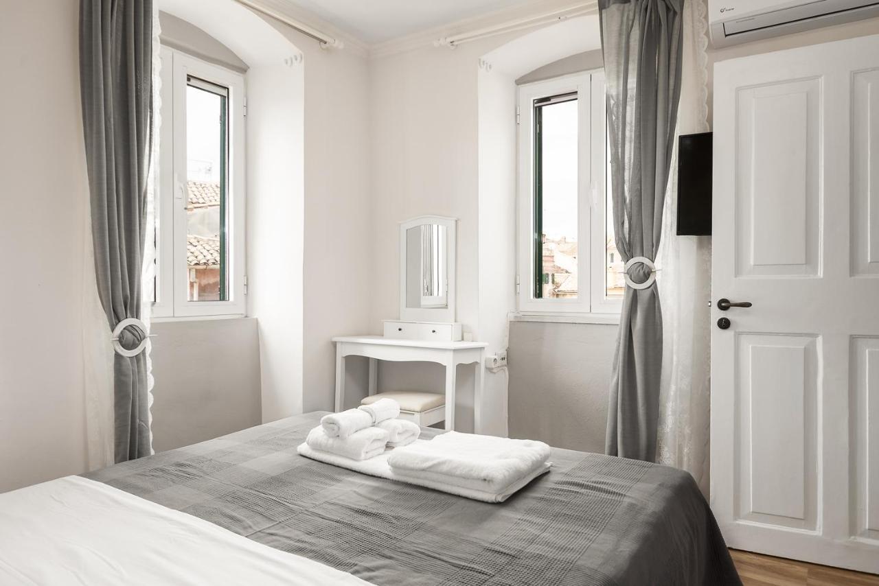 Sky Loft Corfu Old Town Apartments المظهر الخارجي الصورة
